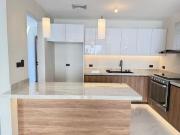 CASA EN VENTA EN ASTURIAS FRENTE A PARQUE CON REC PLANTA...