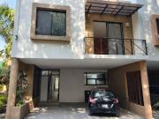 Casa en venta en Atlacomulco, Jiutepec, Morelos