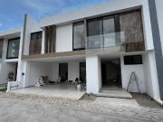 Casa en venta en Atlixcayotl, Angelopolis 3 recamaras,Puebla