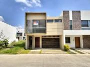 Casa en venta en atmosfera en tlajomulco de zuñiga sur...