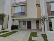 CASA EN VENTA EN AUREA IOLITA, ZIBAT?, QUER?TARO