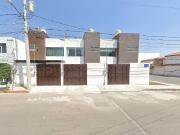 Casa en venta en Av. 109 Oriente, Arboledas de Loma...