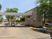 Casa en Venta en Av. Arroyo Seco, San Pedro Tlaquepaque:...