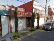 CASA EN VENTA EN: Av. Bosques de Asia 31 Colonia:...