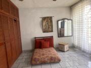 CASA EN VENTA EN AV. CONVENCION. IA78