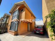 Casa en Venta en Av. Cuatro Poniente con Abadias