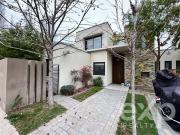 Casa en Venta en Av. del Valle