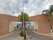 CASA EN VENTA EN Av Fray Luis de León 3101, Centro Sur,...