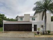 CASA EN VENTA EN AV NIZUC CERCA DE PLAZA LAS AMERICAS