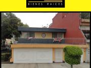 Casa en Venta en Av. Paseo del Bosque, Paseos de...