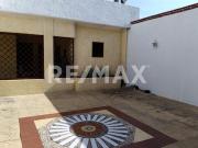 Casa en venta en Av. Santa Cruz 4