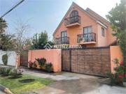 Casa en Venta en Av. Tomas Moro / Alonso de Camargo