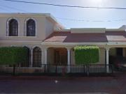 Casa en venta en Av. XVI #163, Col. Centro, Guaymas, Sonora