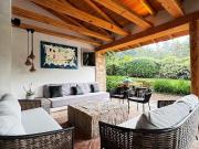 Casa en venta en Av?ndaro, Valle de Bravo