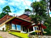 Casa en venta en Avandaro, Valle de Bravo, México