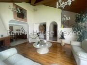 Casa en Venta en Avenida Arenal, Colinas del Bosque RU...