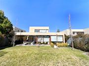 Casa en Venta en Avenida José Rabat