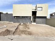 Casa en Venta en Avenida Los Ríos, Chicureo