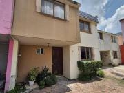 Casa en venta en avenida Periodismo, dentro de coto privado