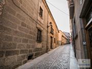 Casa en venta en Ávila, Murallas. Edificio histórico...