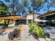 CASA EN VENTA EN AVNDARO, VALLE DE BRAVO