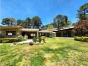 CASA EN VENTA EN AVNDARO VALLE DE BRAVO