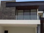 CASA EN VENTA EN AYSSO