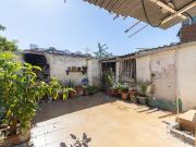 Casa en venta en Badalona, Llefià. CASA CON DERECHO A...