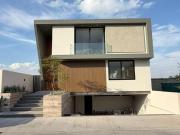 CASA EN VENTA EN BAJÍO HABITAT