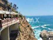 CASA EN VENTA EN BALCONES AL MAR CON FRENTE A PLAYA EN...