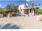 Casa en venta en Baleares Alaró. PROPIEDAD CON CASA DE...