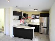 CASA EN VENTA EN BANUS RESIDENCIAL