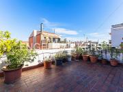 Casa en venta en Barcelona, Guinardó. Casa con enorme...