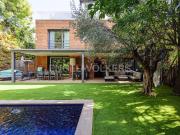 Casa en venta en Barcelona, Sarrià. Elegante casa con...