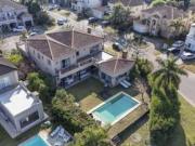CASA EN VENTA EN EL BARRIO BARRANCAS DEL LAGO, NORDELTA
