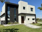 Casa Venta Barrio Ceibos, Puertos, Escobar 3 dormitorios