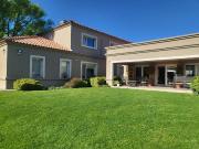 Casa en venta en barrio cerrado Comahue Golf Club