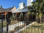 Casa En venta en Barrio Jardin Av. Richieri