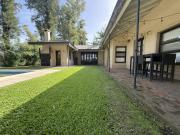 Casa en venta en barrio La Peregrina, Pilar