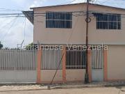 Casa en Venta en Barrio Luis Herrera, Valencia