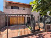 Casa en venta en Barrio Maipu, 4 dormitorios, 3 baños