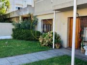 Casa en venta en Barrio Parque Casa en venta en Barrio Parque