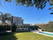 Casa en venta en Barrio Privado Brisas de Funes calle...