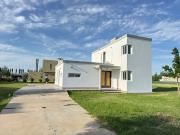 CASA EN VENTA EN BARRIO PRIVADO HARAS DE FUNES CLUB DE CAMPO