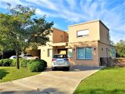 Casa en Venta en Barrio Privado Kentucky
