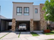 Casa en venta en Barrio Privado La Bastilla Mendoza