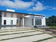 Casa en venta en barrio privado las cañitas