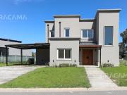 Casa en VENTA en Barrio Privado Lomas Athletic Links Ezeiza