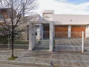 Casa en Venta 4 dormitorios en Barrio Rio Grande apta...