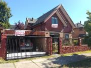 Casa en Venta en BAYONA 2335